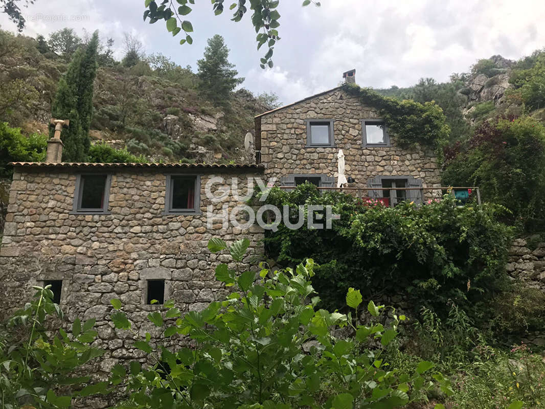 Maison à ANTRAIGUES-SUR-VOLANE