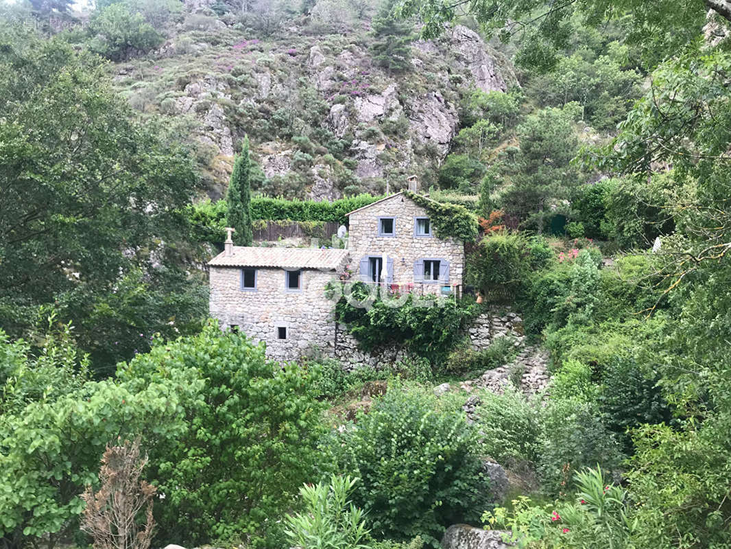 Maison à ANTRAIGUES-SUR-VOLANE