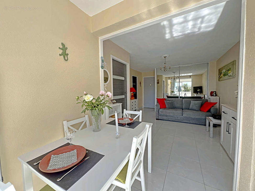 Appartement à FREJUS