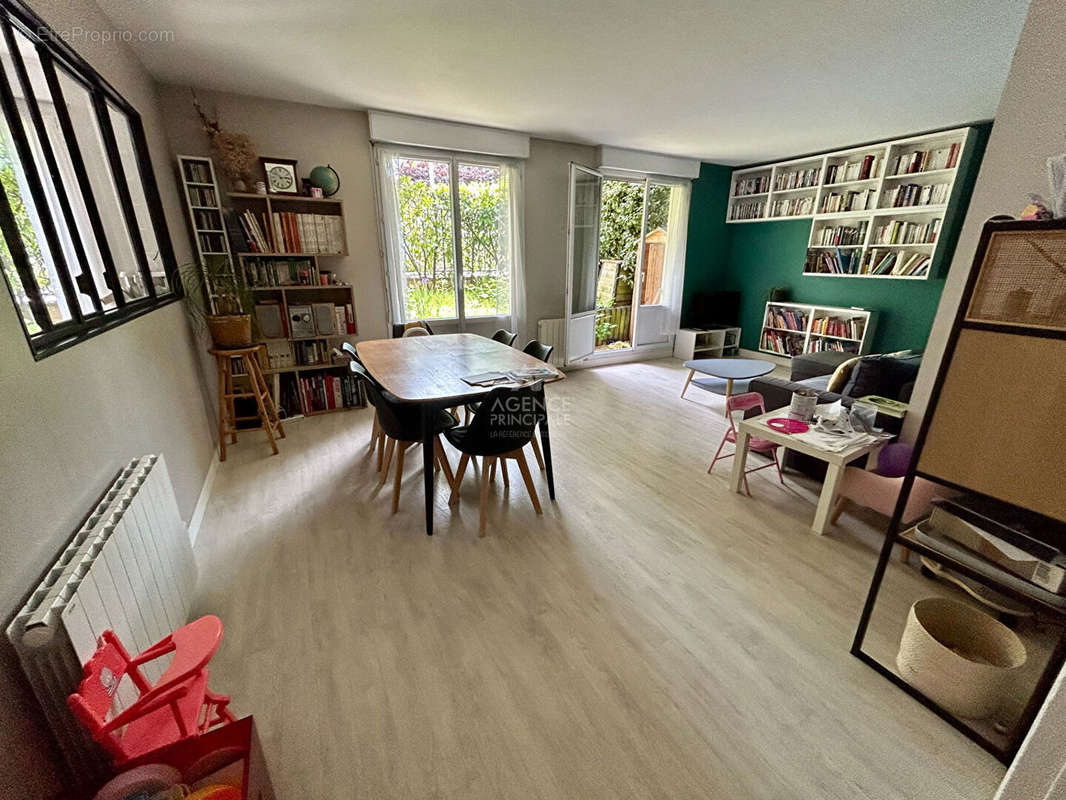 Appartement à POISSY