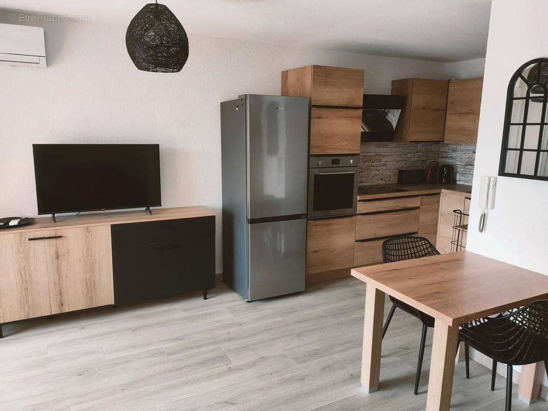 Photo 1 - Appartement à SIX-FOURS-LES-PLAGES