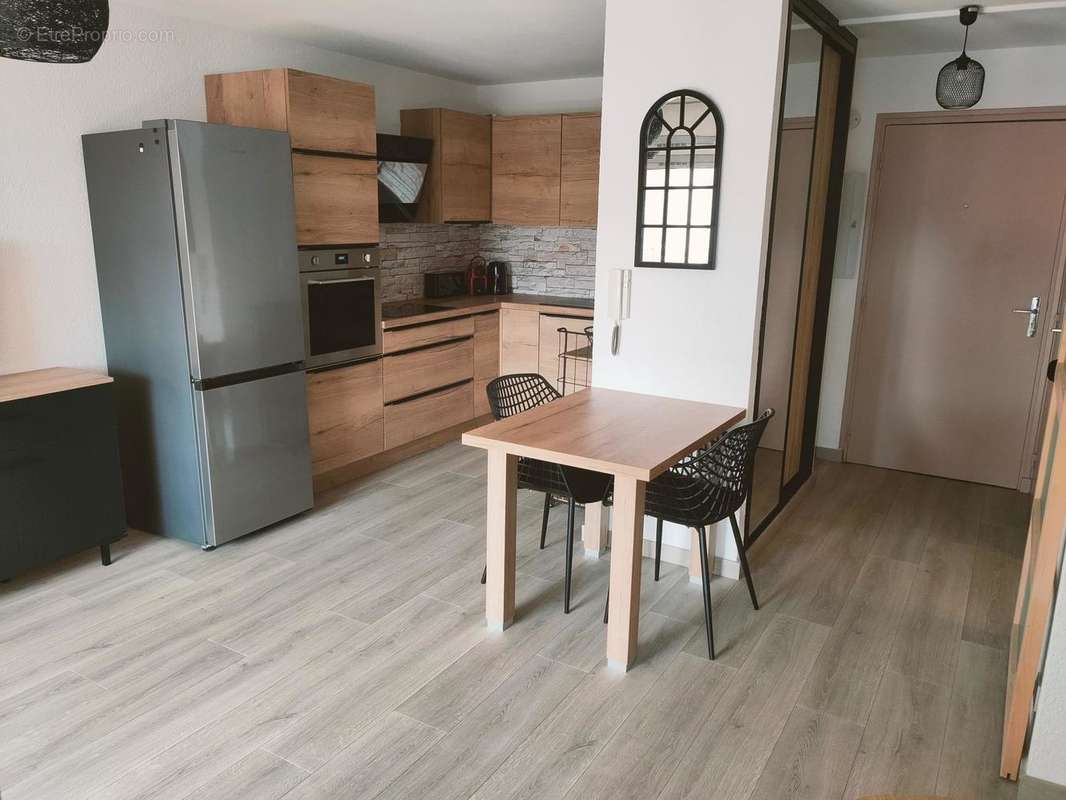 Photo 2 - Appartement à SIX-FOURS-LES-PLAGES