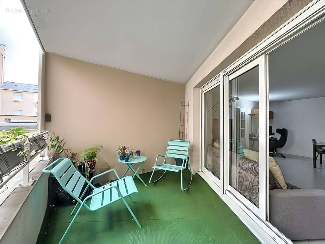 Appartement à SURESNES