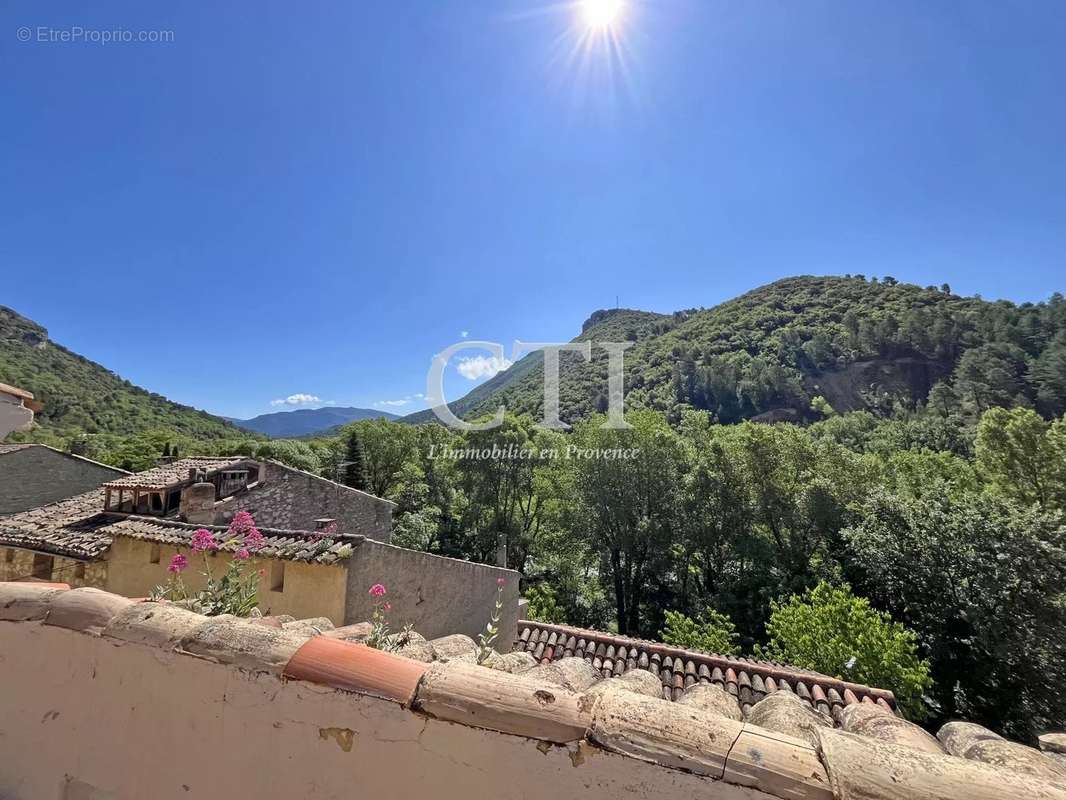 Maison à VAISON-LA-ROMAINE