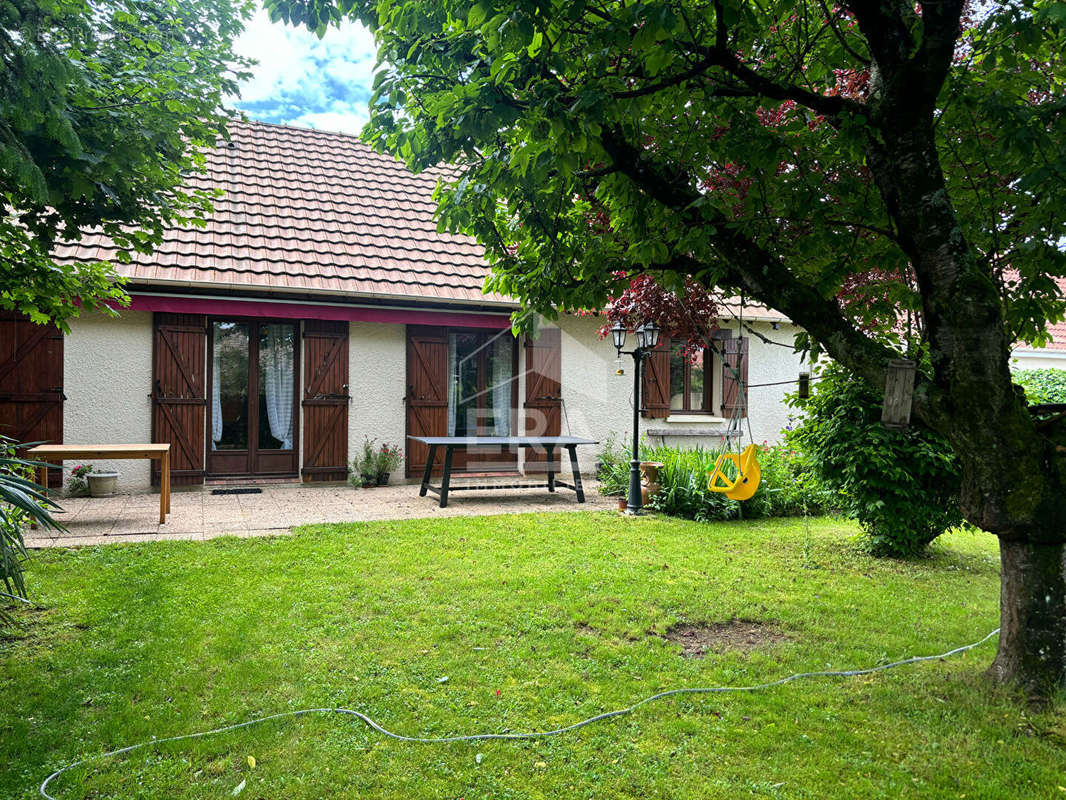 Maison à ETRECHET