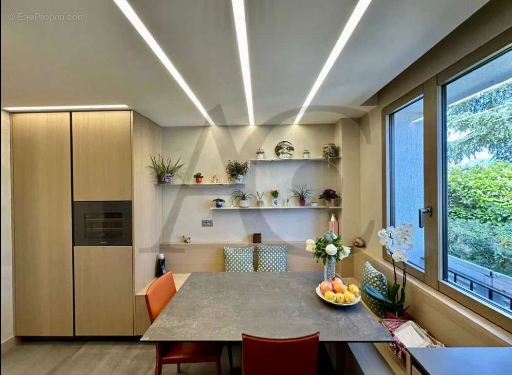 Appartement à VILLENEUVE-LOUBET