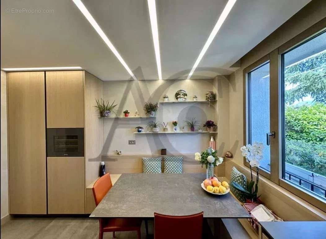 Appartement à VILLENEUVE-LOUBET