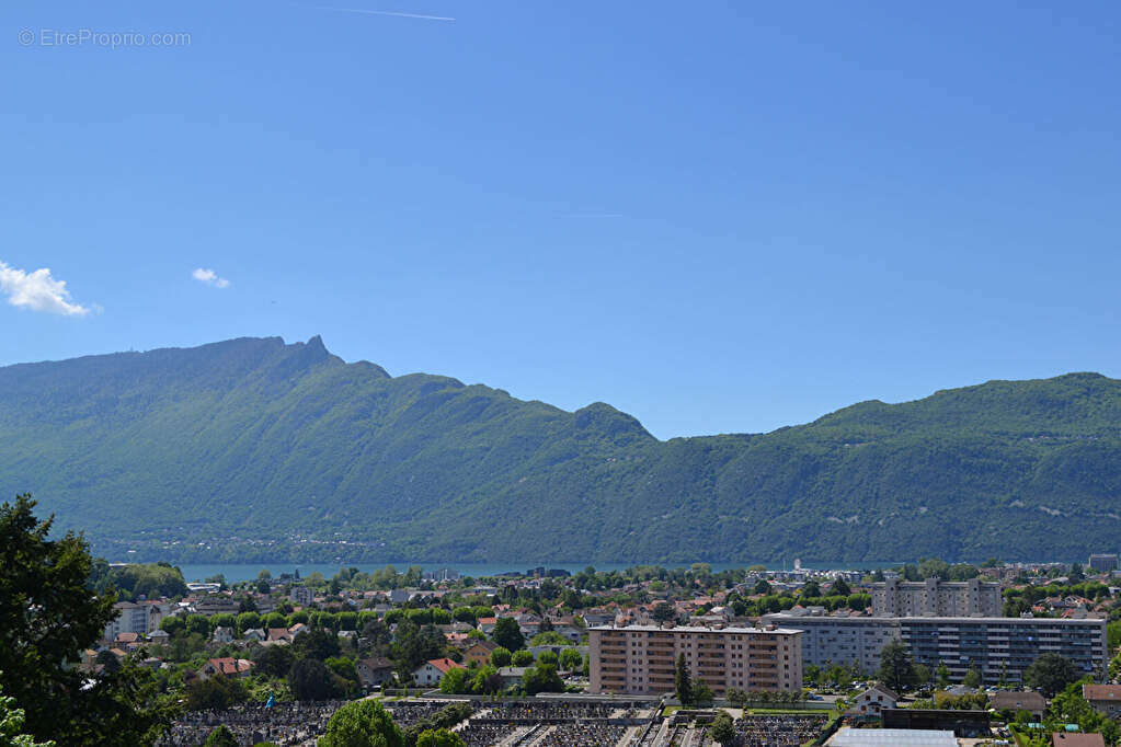 Appartement à AIX-LES-BAINS