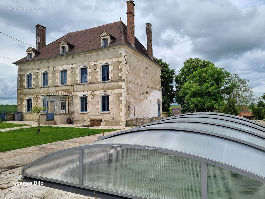 Maison à MONTFEY