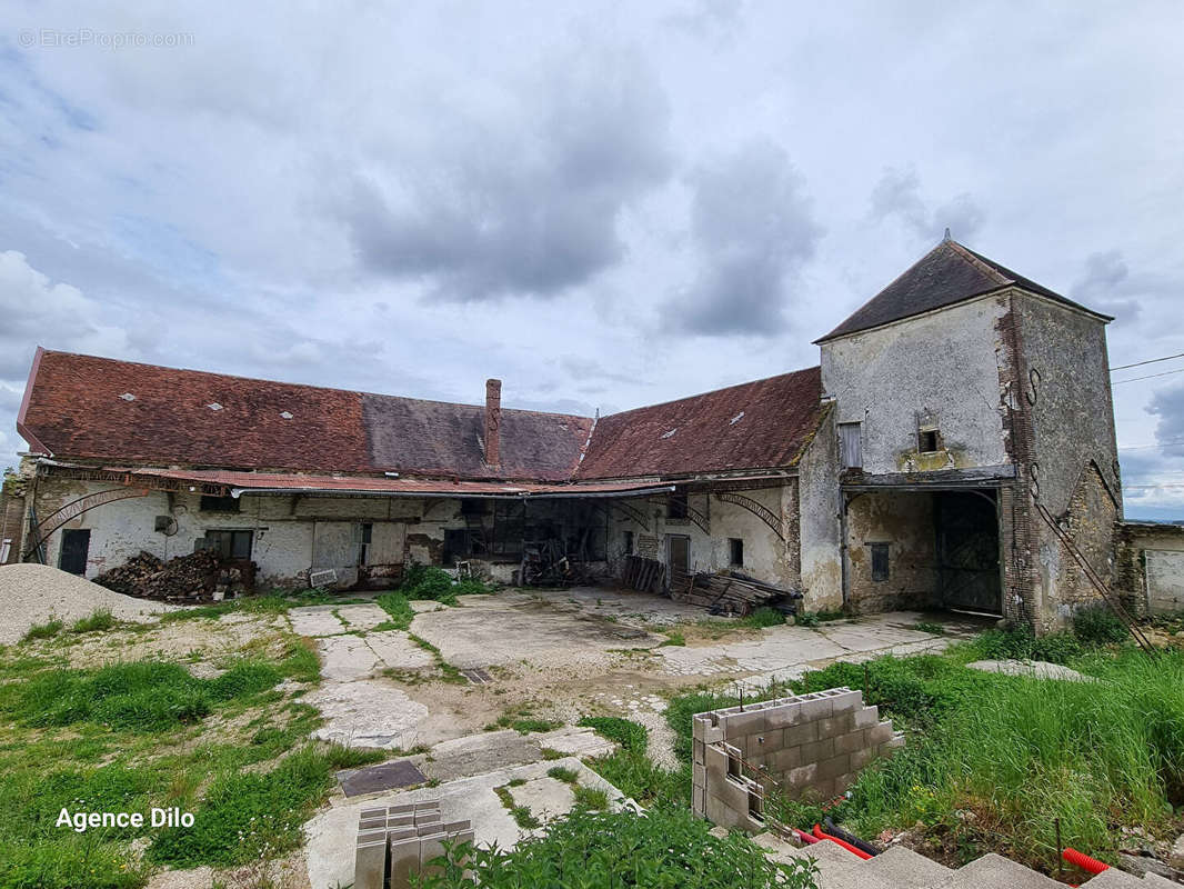 Maison à MONTFEY