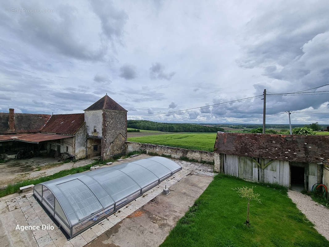 Maison à MONTFEY