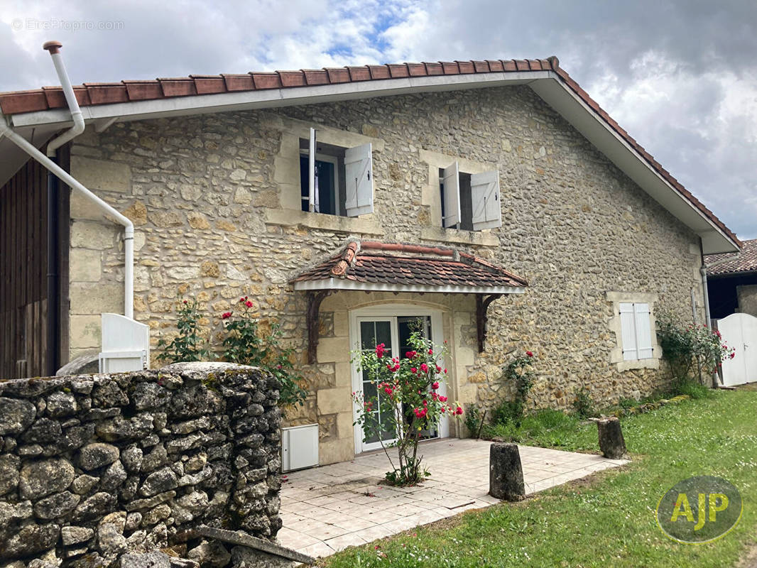 Maison à SAINT-LAURENT-MEDOC