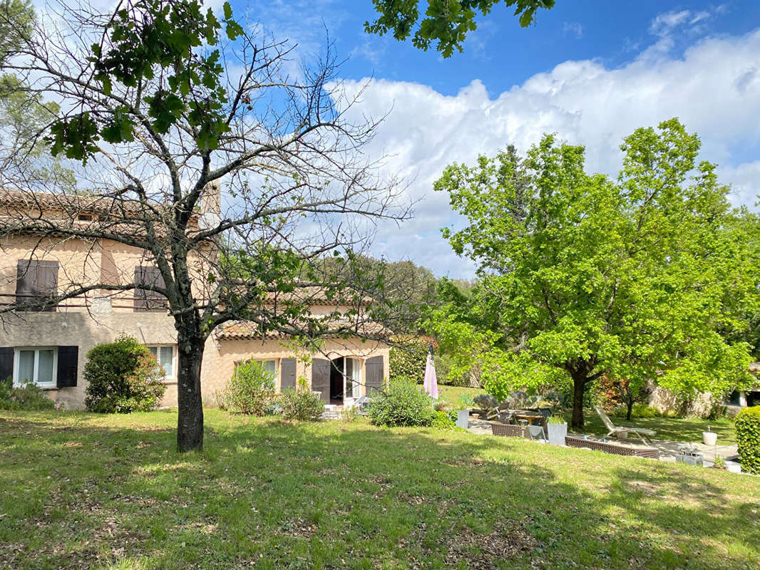 Maison à VALBONNE