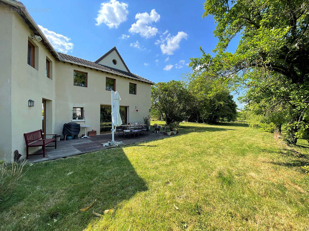 Maison à BOUAFLE