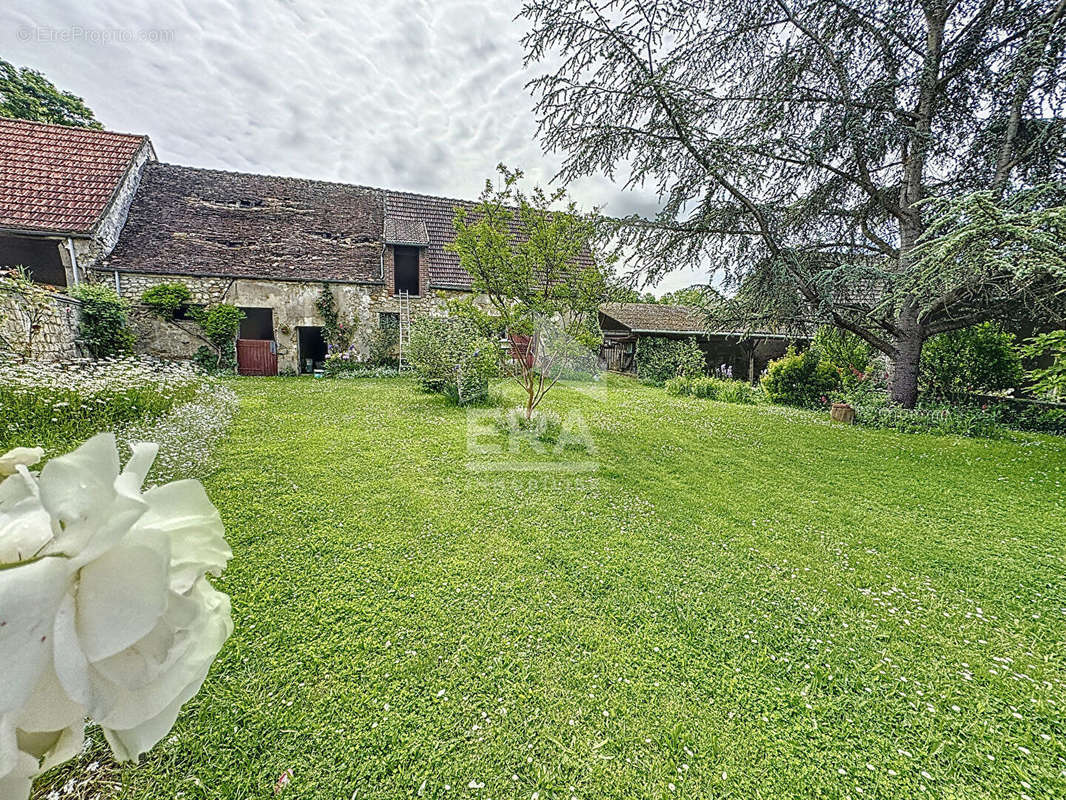 Maison à CHAUMONTEL