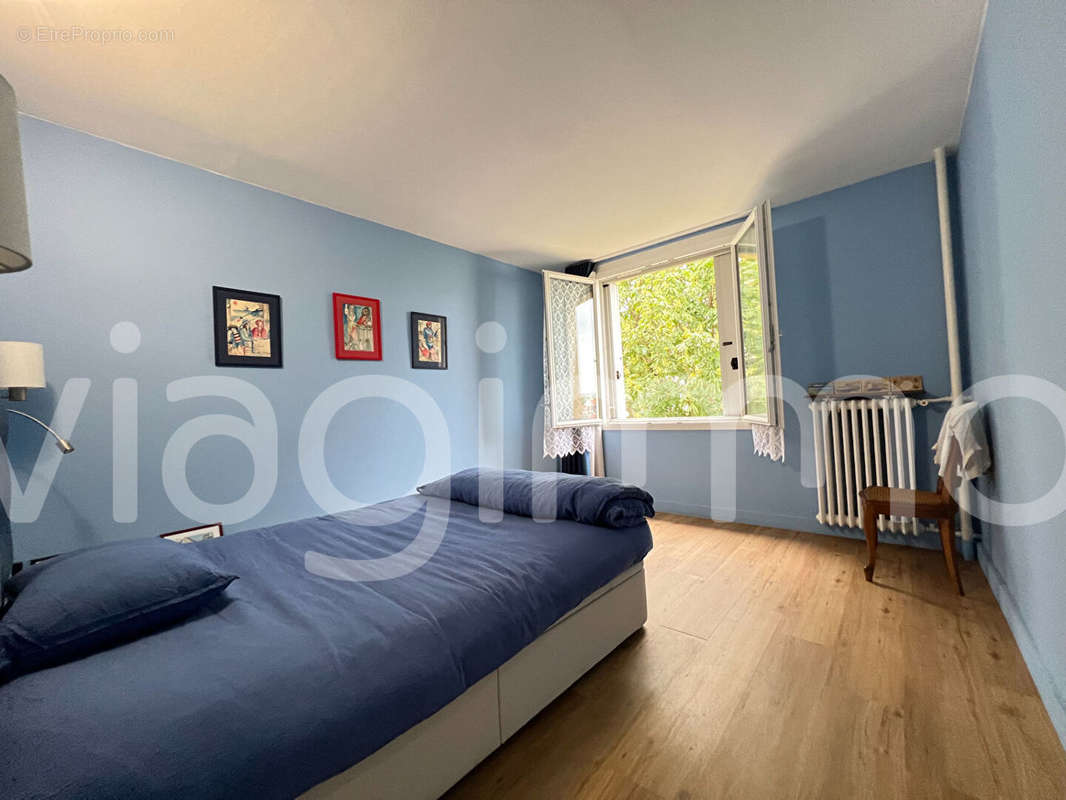 Appartement à LYON-8E