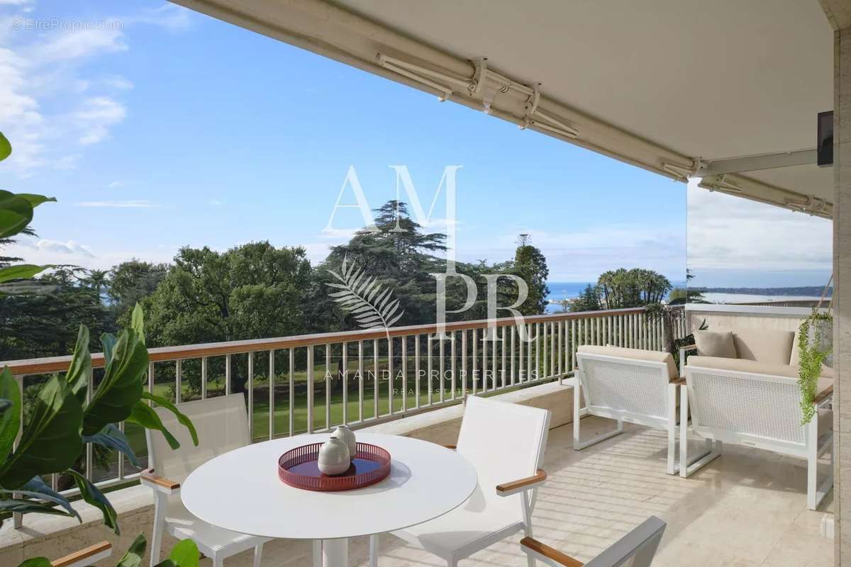 Appartement à CANNES