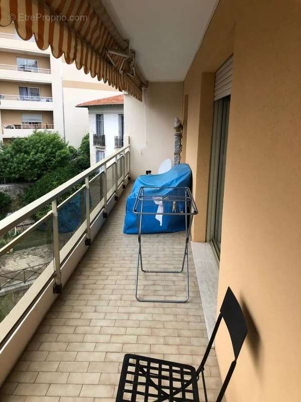 Appartement à BEAUSOLEIL