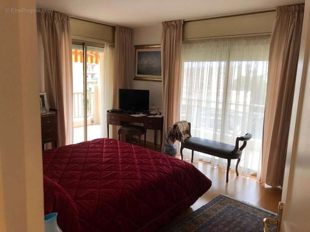 Appartement à BEAUSOLEIL