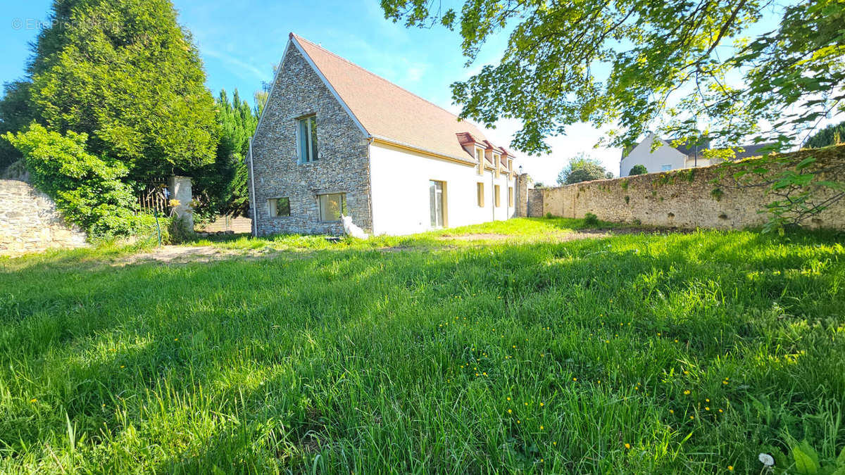 Maison à SENLIS