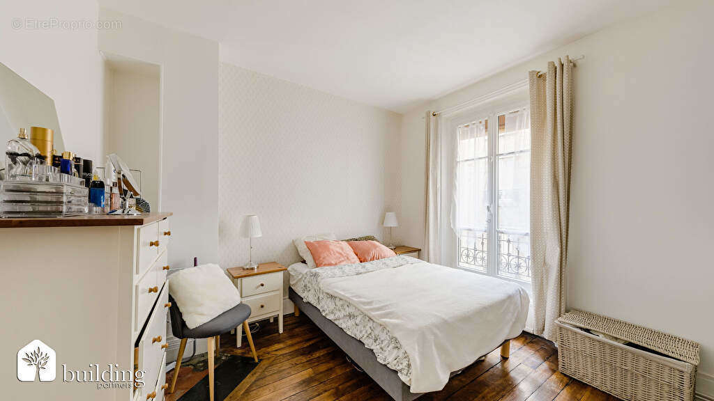 Appartement à LEVALLOIS-PERRET