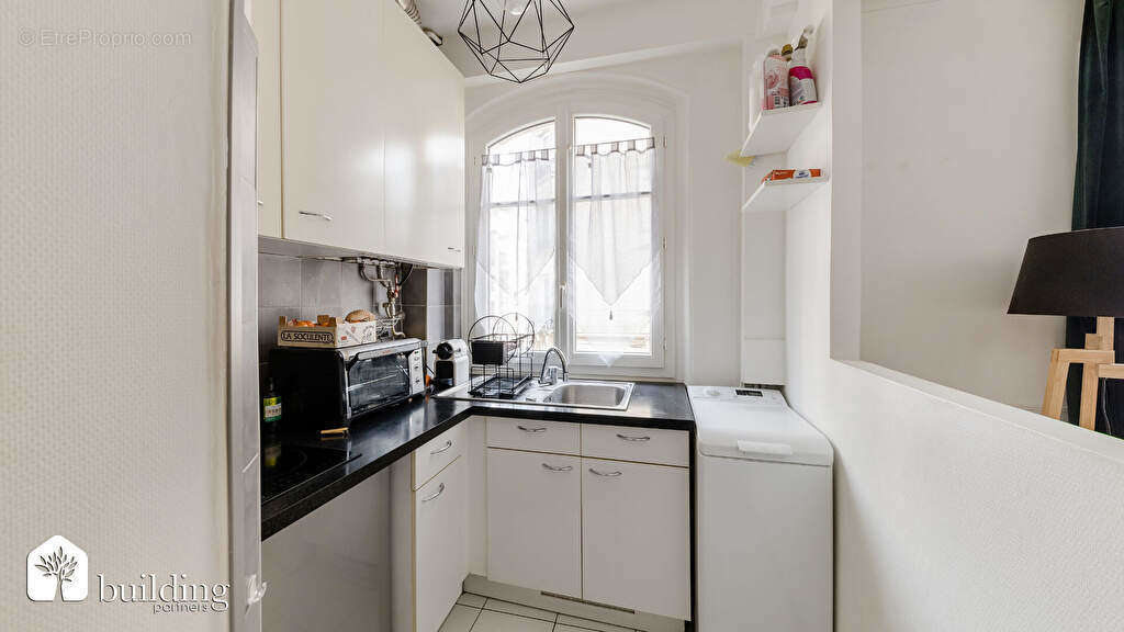 Appartement à LEVALLOIS-PERRET