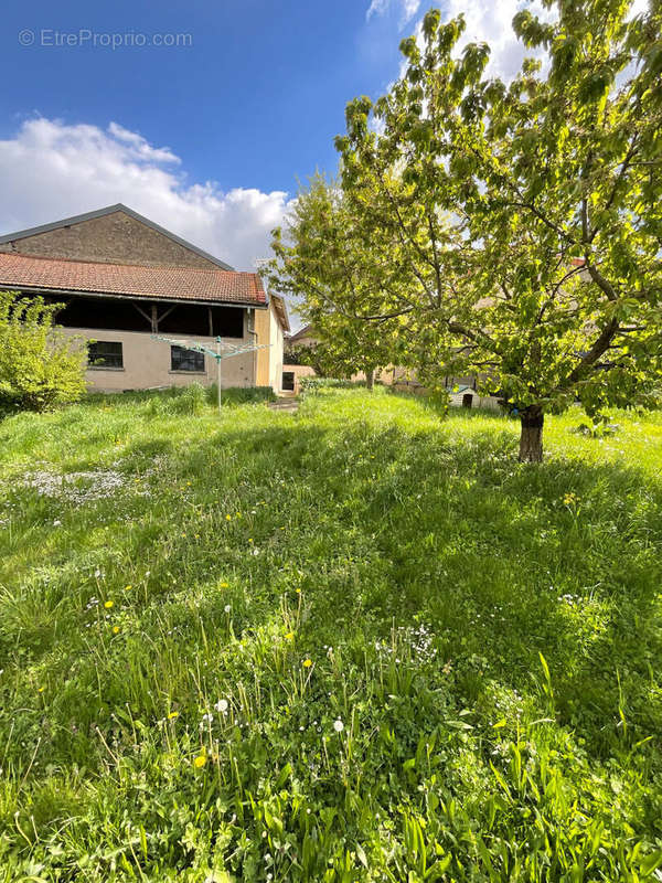 Maison à REMEREVILLE