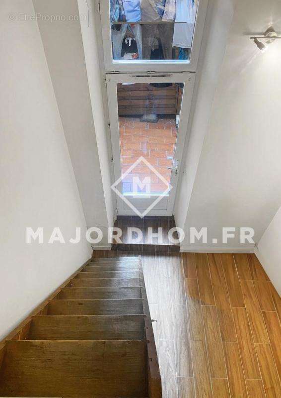 Appartement à MARSEILLE-2E