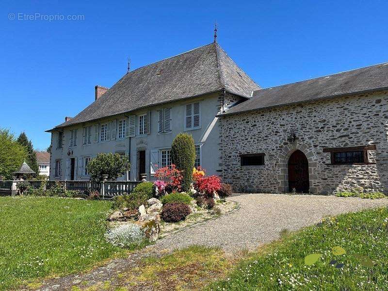 Maison à LA CROISILLE-SUR-BRIANCE