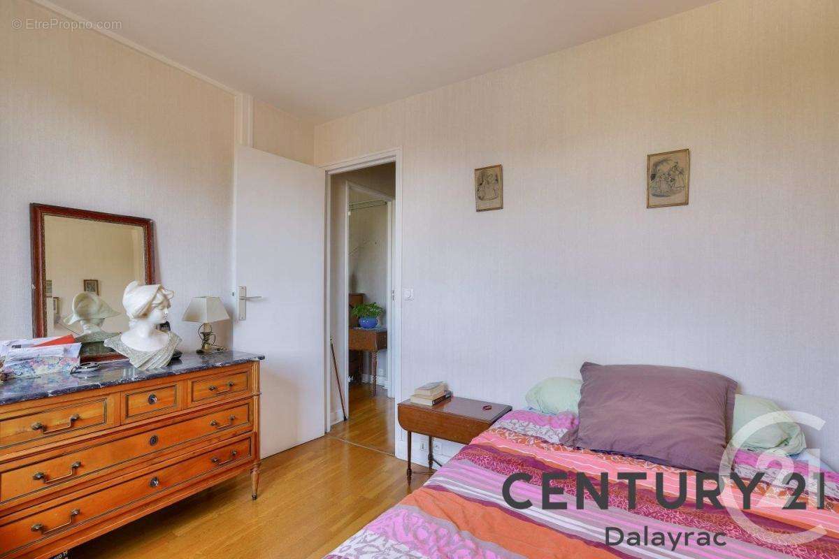 Appartement à FONTENAY-SOUS-BOIS