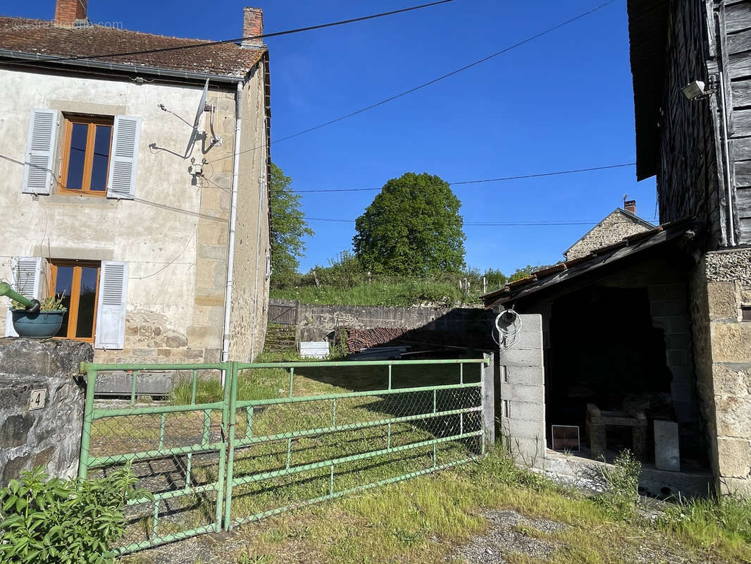 Maison à PIONSAT