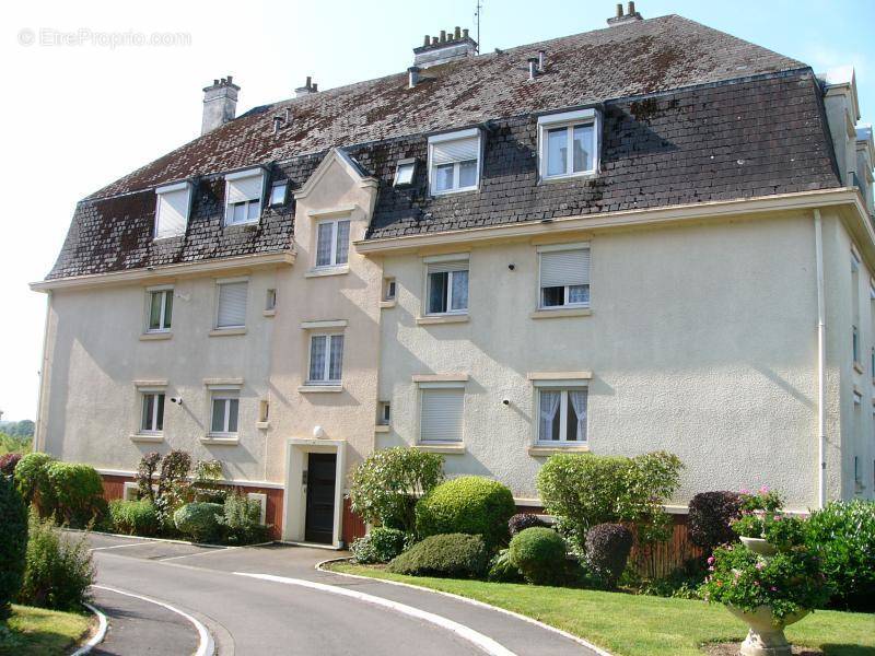 Appartement à SAINT-POL-SUR-TERNOISE