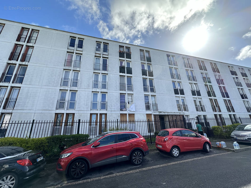 Appartement à GARGES-LES-GONESSE