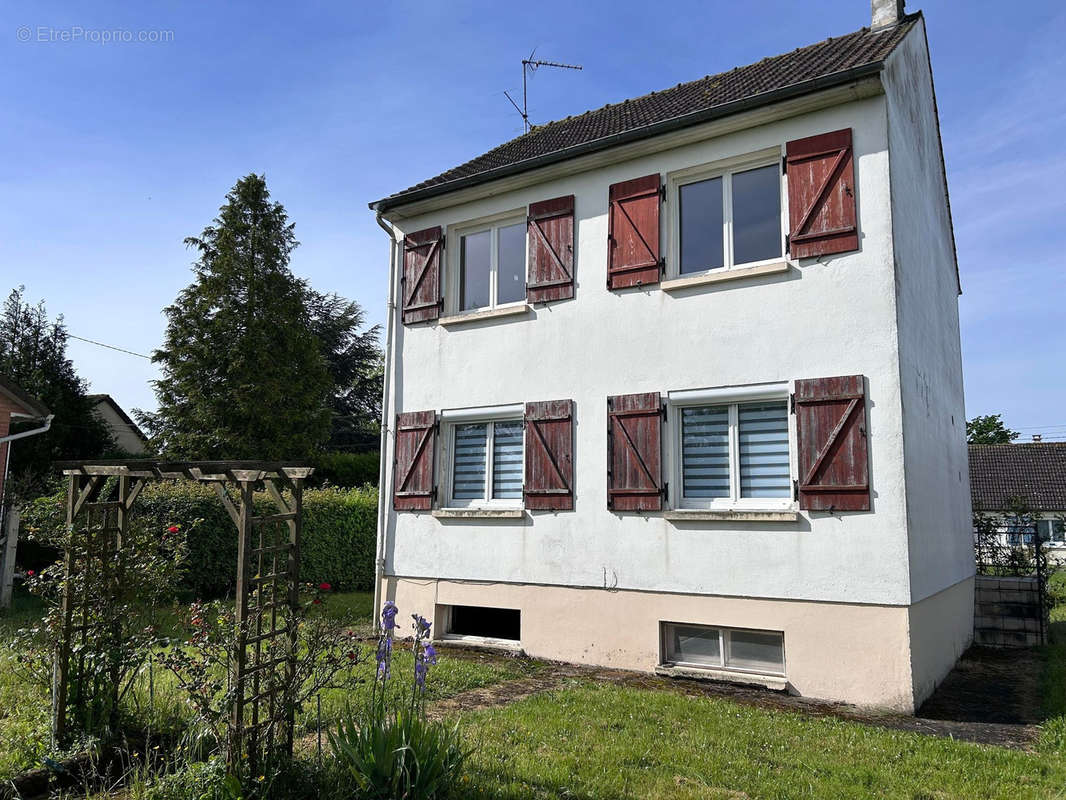 Maison à SAINT-OUEN