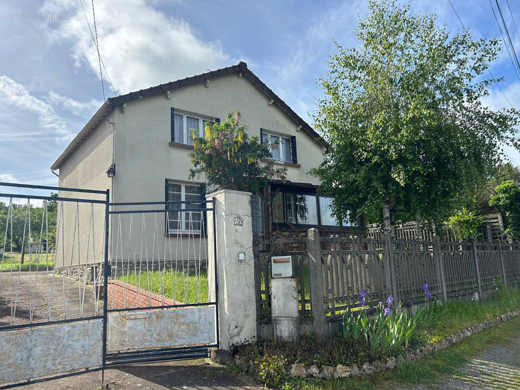 Maison à MORIGNY-CHAMPIGNY