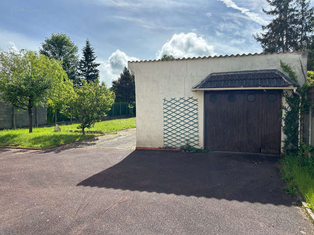 Maison à MORIGNY-CHAMPIGNY