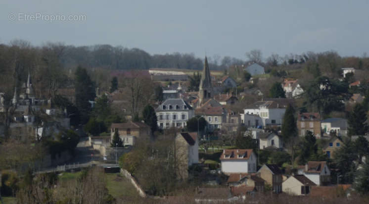 Appartement à HARDRICOURT