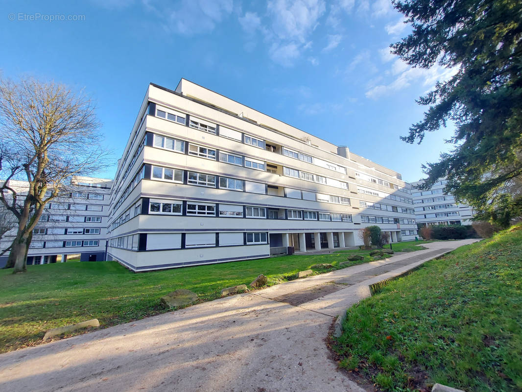 Appartement à PONTOISE