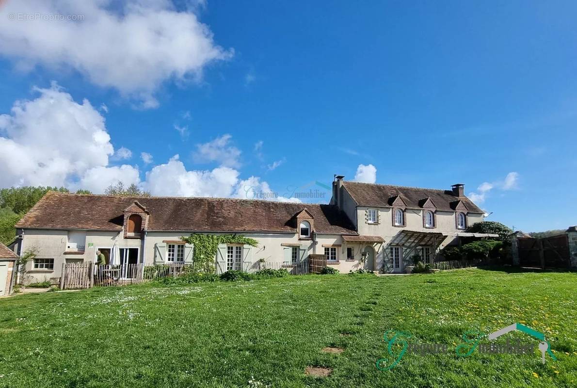 Maison à MONTIGNY-SUR-LOING