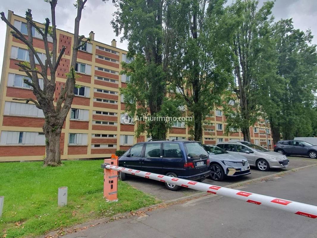 Appartement à VILLIERS-LE-BEL