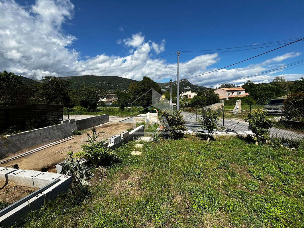 Appartement à VENCE