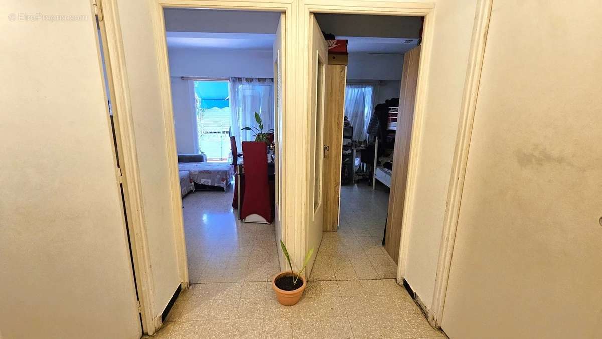 Appartement à LE CANNET