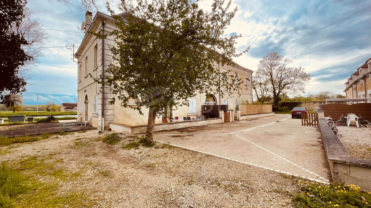 Appartement à TONNERRE