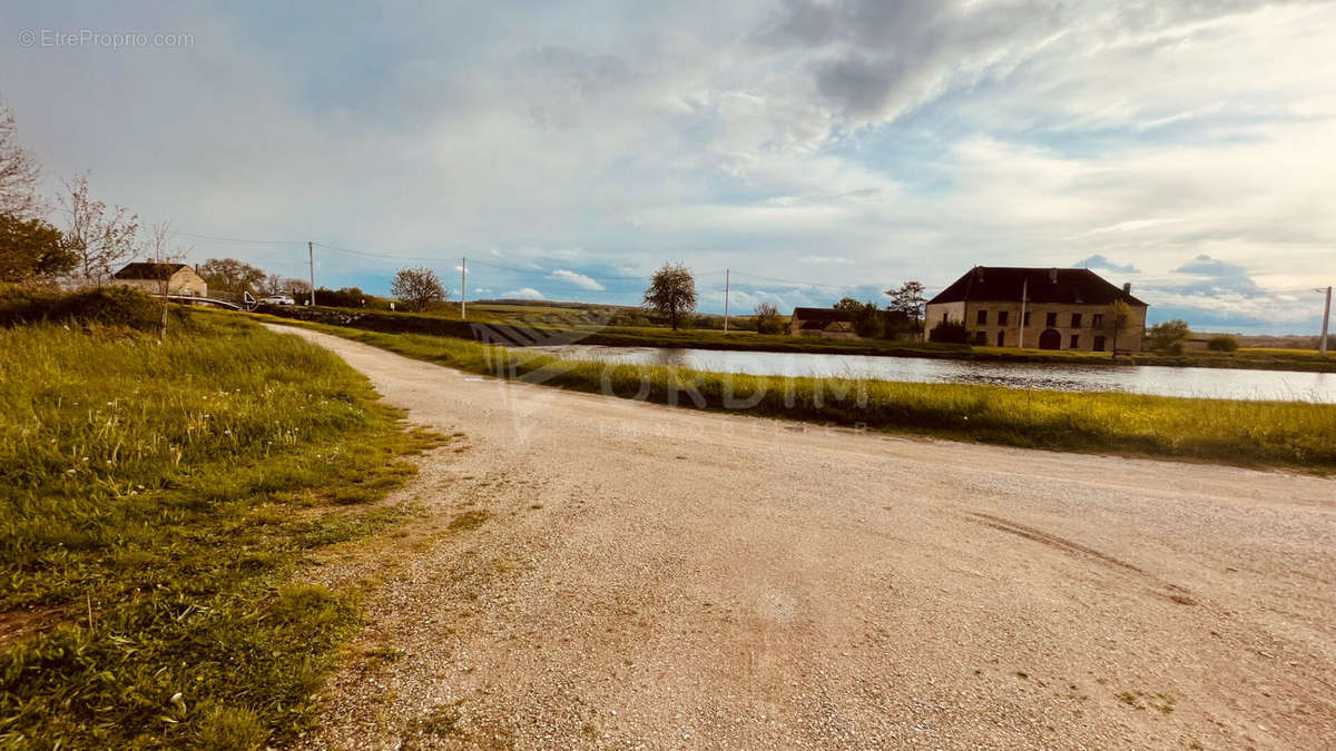 Appartement à TONNERRE