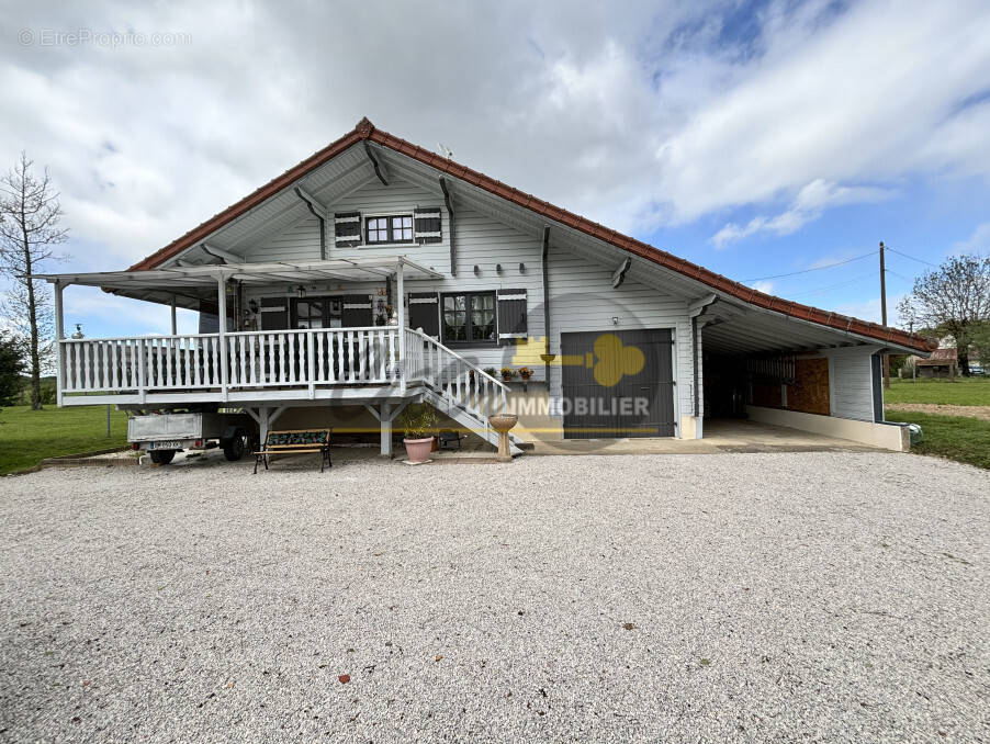 Maison à NEUBLANS-ABERGEMENT