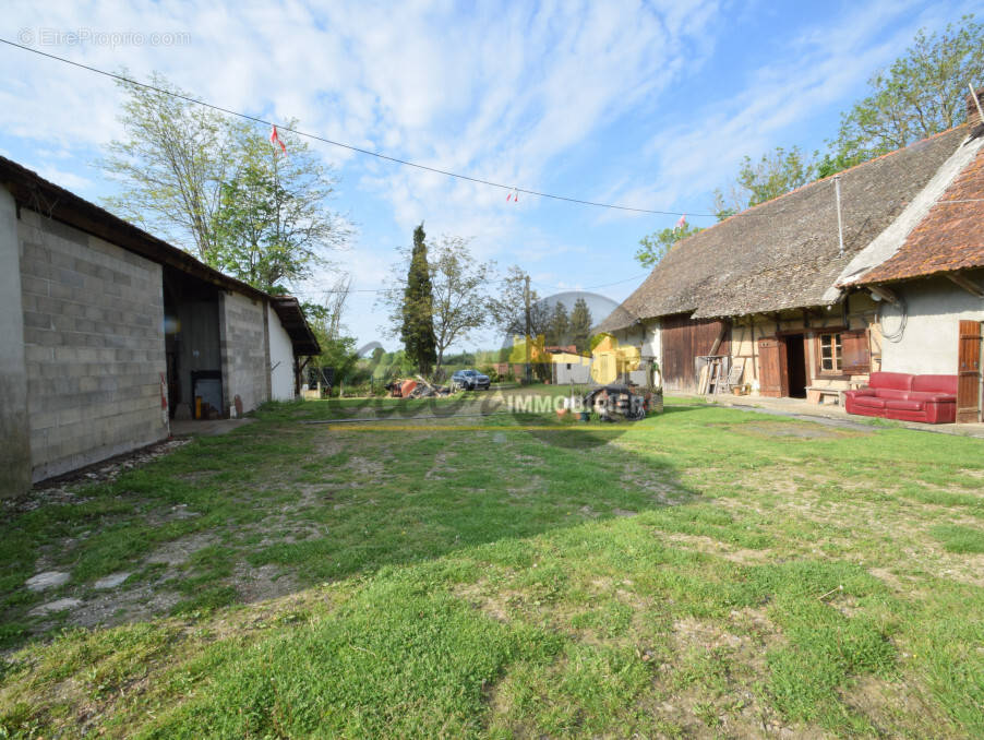 Maison à SAINT-BONNET-EN-BRESSE