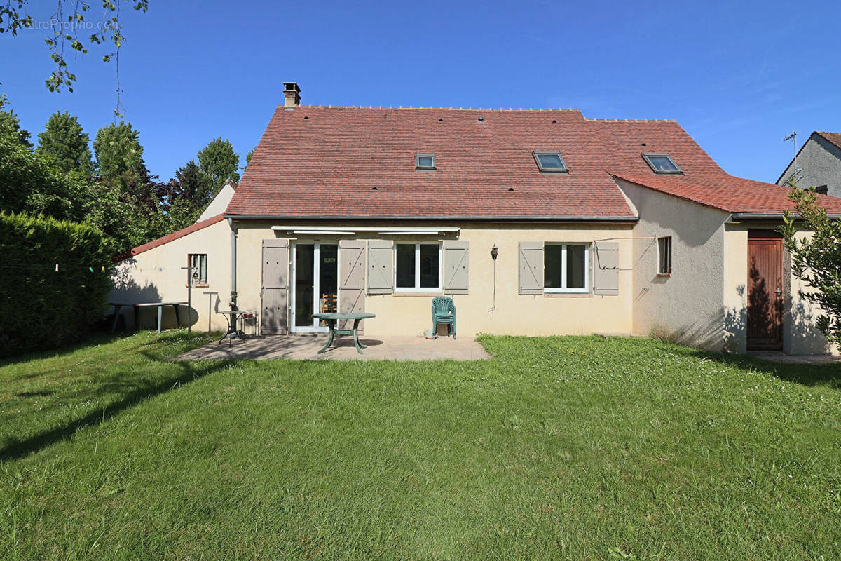 Maison à MAROLLES-EN-BRIE