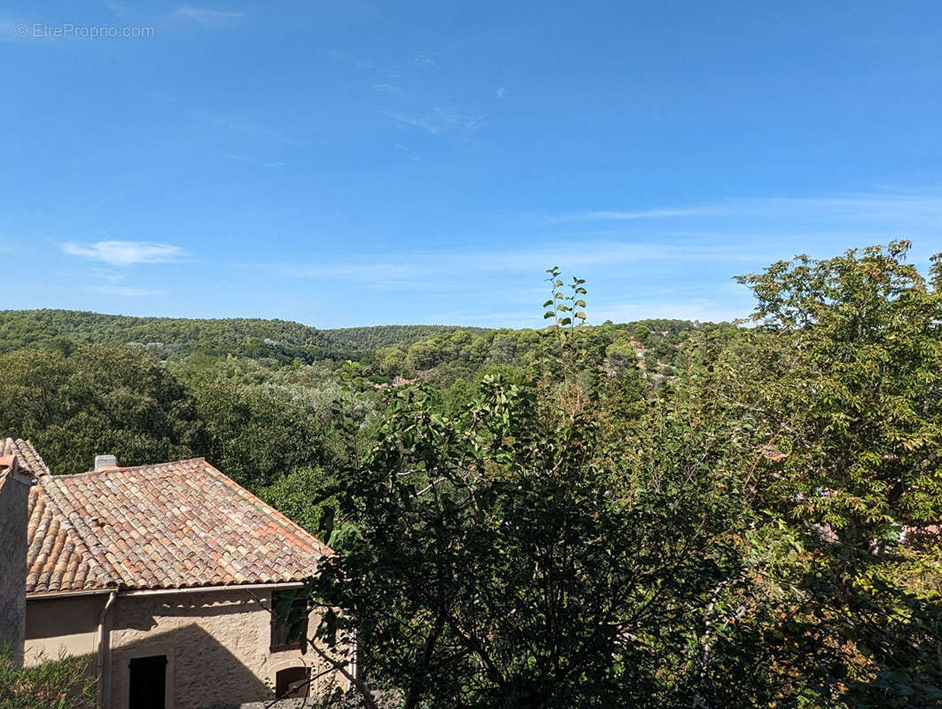 Maison à SILLANS-LA-CASCADE