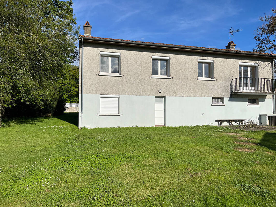 Maison à SAINT-BENOIT