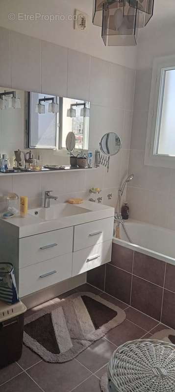 Appartement à ASNIERES-SUR-SEINE